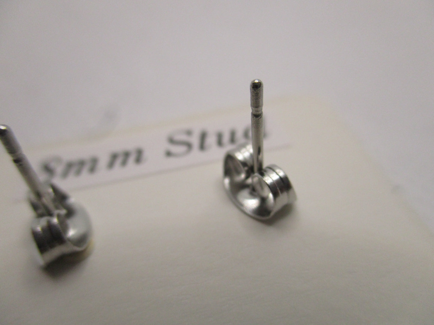 8MM Hypoallergenic Stainless-Steel Small Sunflower With Some Glitter Stud Earrings (Not a real dried flower)