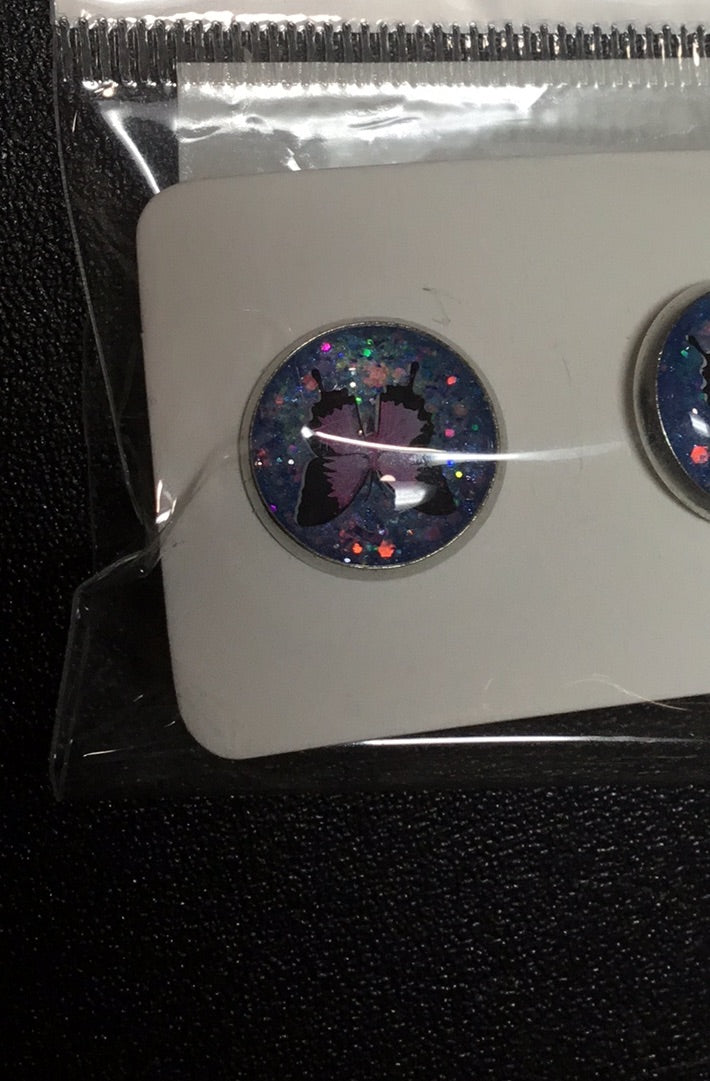 12MM Butterfly Earrings - Pink/Black Butterfly with Blue Glitter Background