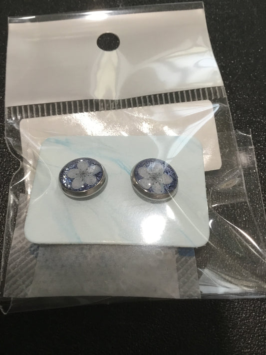 Blue Flower Studs 8MM
