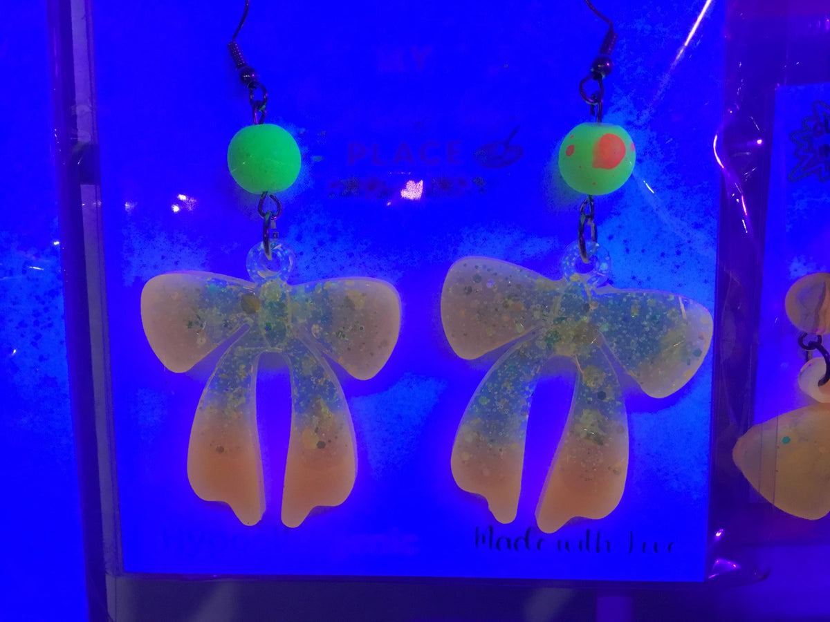 Glow-in-the-Dark Bow Earrings: UV Resin, Glitter, Halloween Party Wear