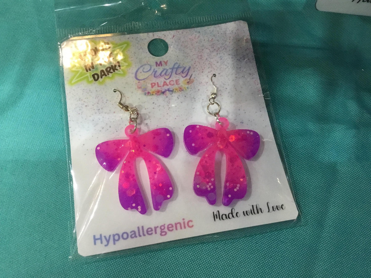 Glow-in-the-Dark Bow Earrings: UV Resin, Glitter, Halloween Party Wear