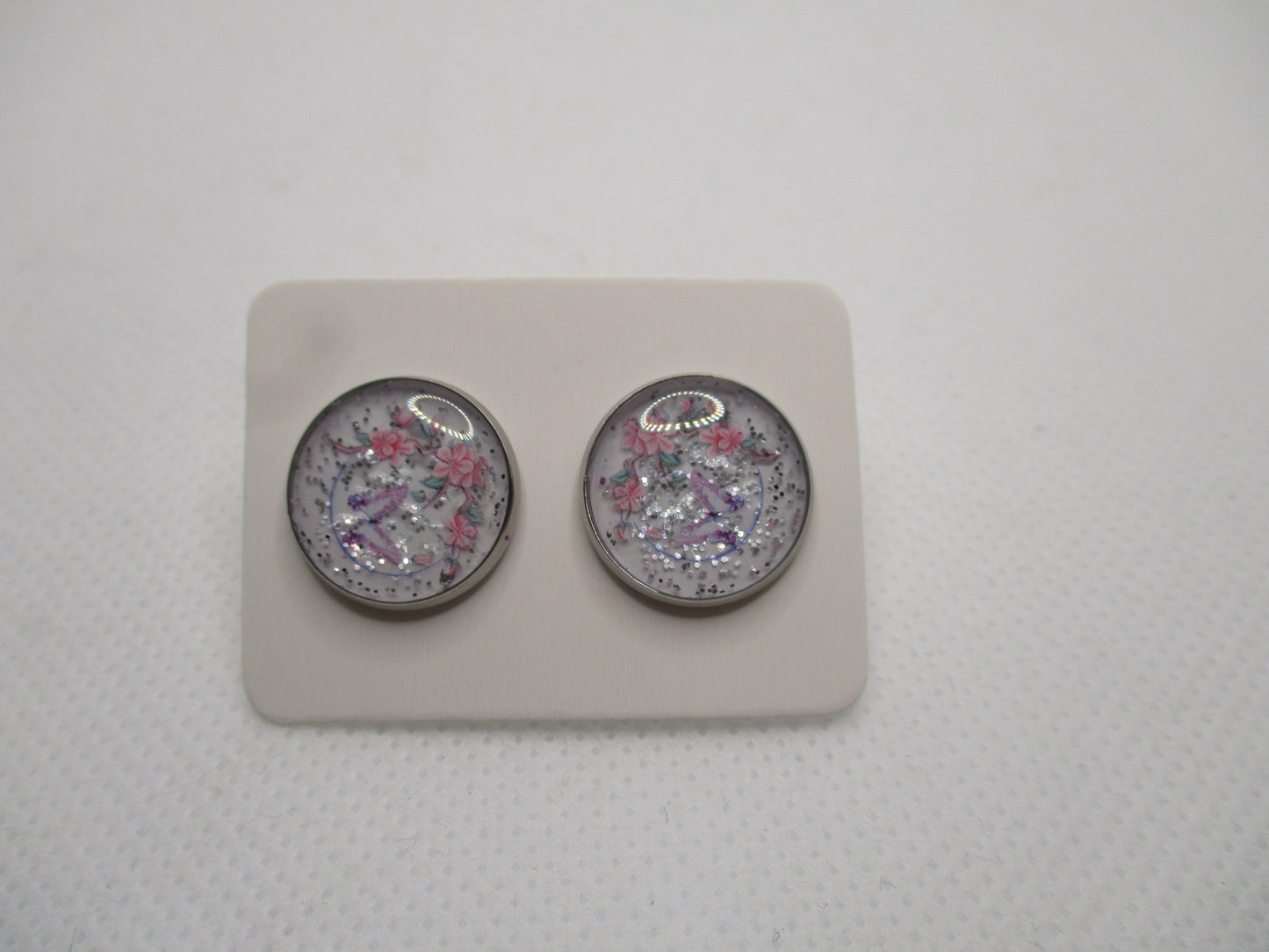 14MM Hypoallergenic Stainless-Steel Small Pink Flower With Some Glitter Stud Earrings (Not a real dried flower)