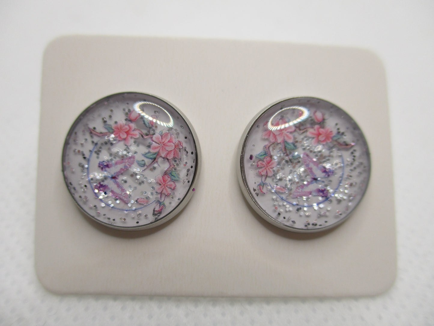14MM Hypoallergenic Stainless-Steel Small Pink Flower With Some Glitter Stud Earrings (Not a real dried flower)