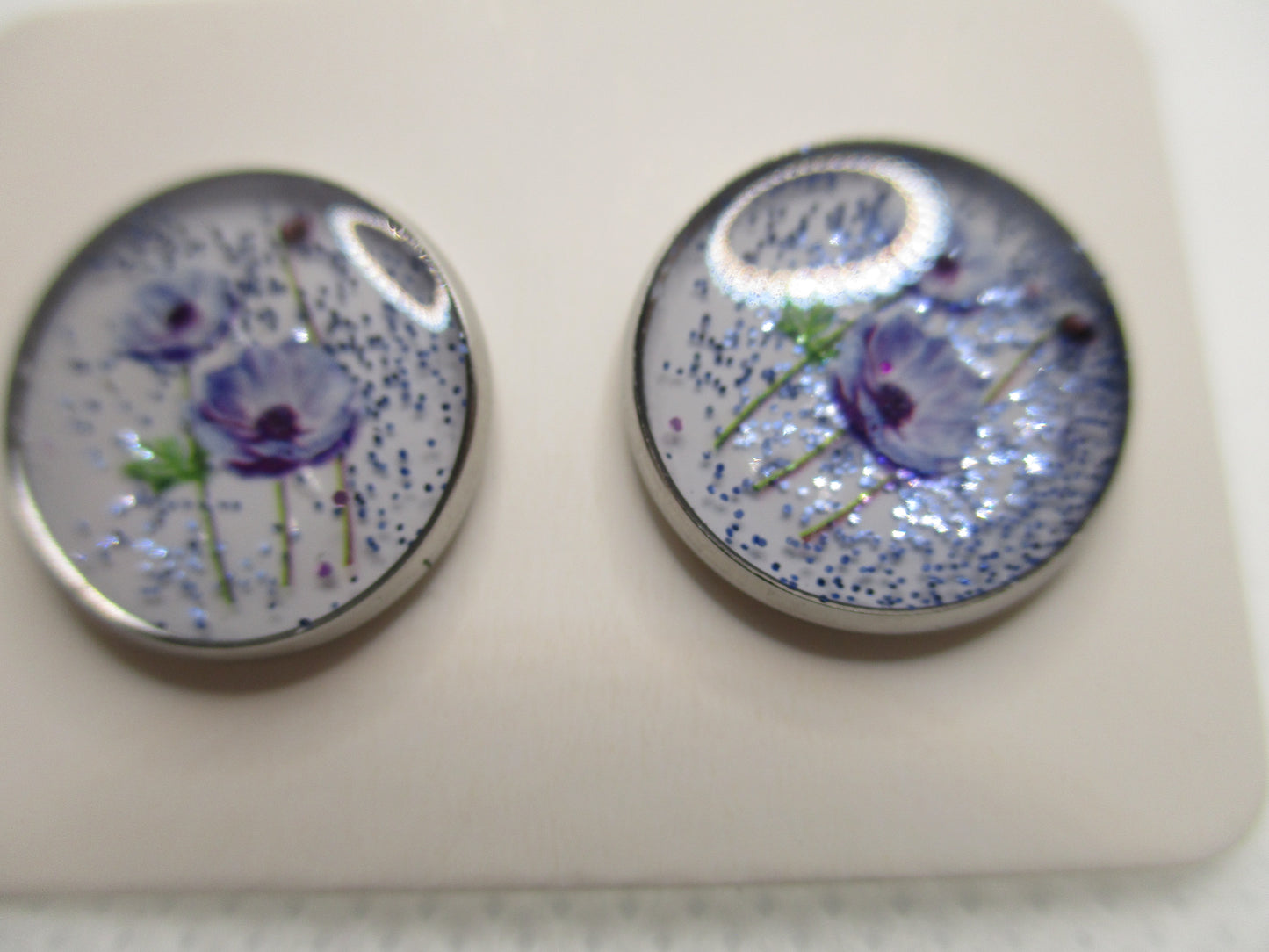 14MM Hypoallergenic Stainless-Steel Small Blue Flower With Some Glitter Stud Earrings (Not a real dried flower)