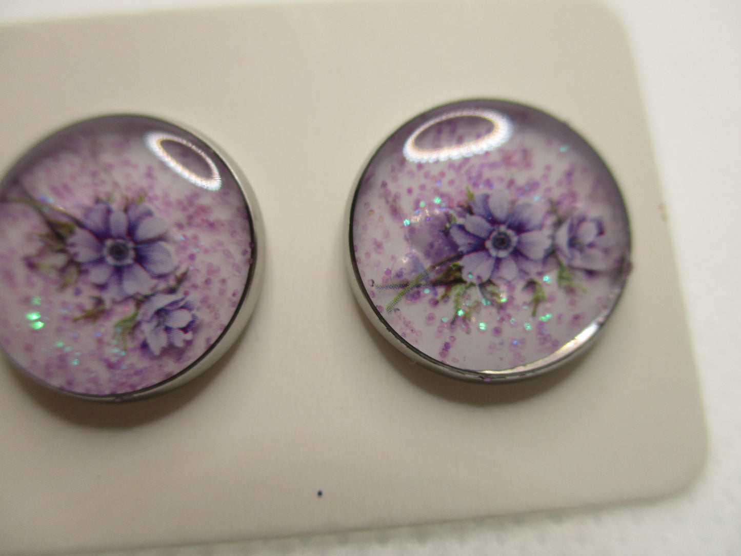 14MM Hypoallergenic Stainless-Steel Small Purple Flower With Some Glitter Stud Earrings (Not a real dried flower)