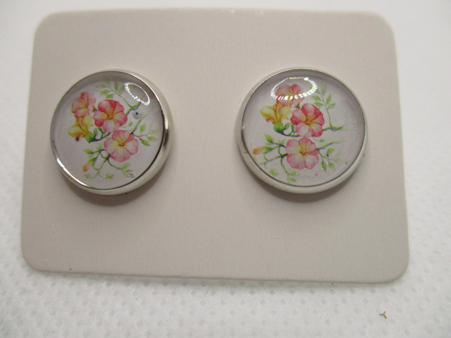 12MM Hypoallergenic Stainless-Steel Small Orange Flower Stud Earrings (Not a real dried flower)