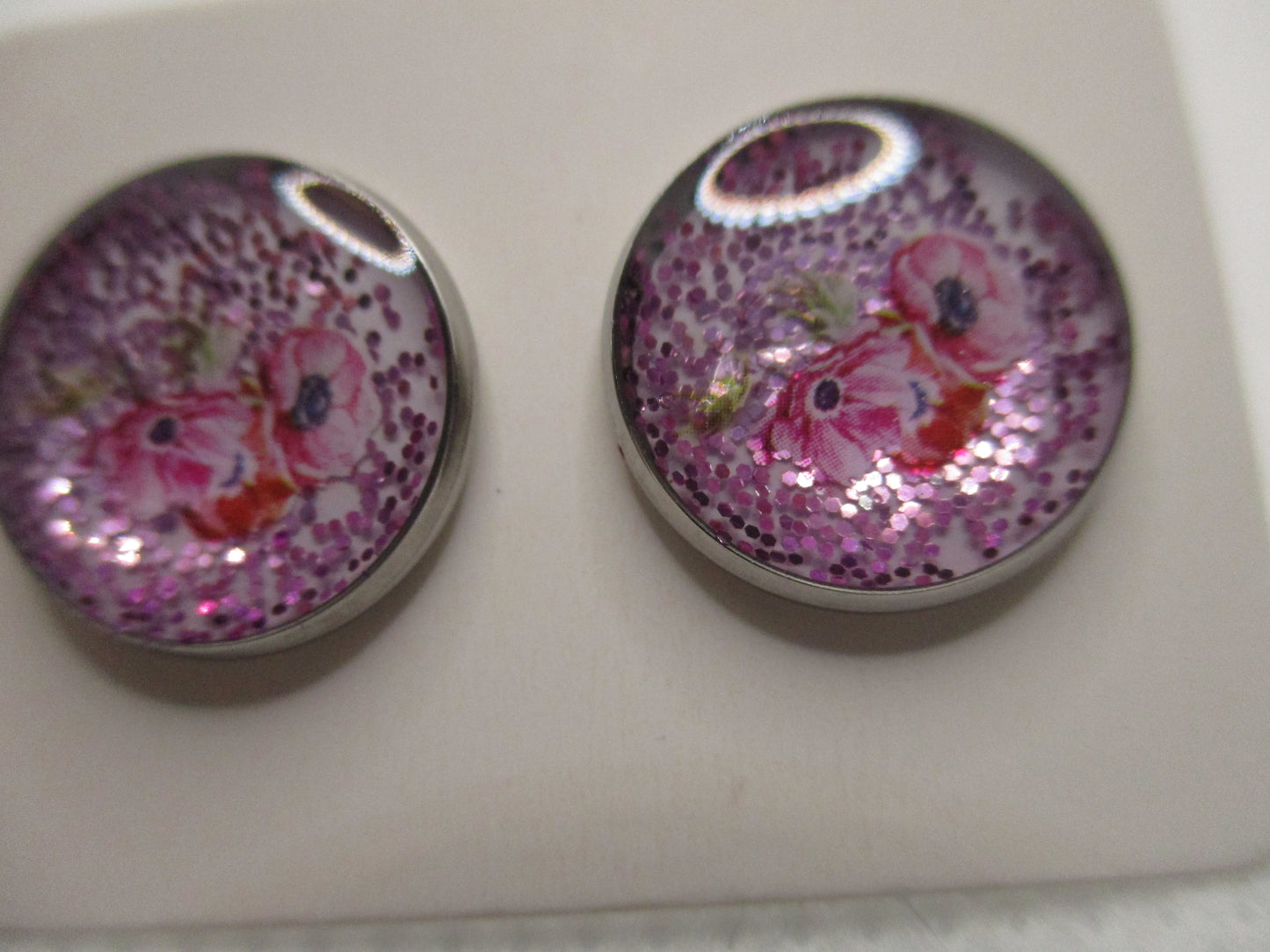 14MM Hypoallergenic Stainless-Steel Small Pink Flower With Some Glitter Stud Earrings (Not a real dried flower)